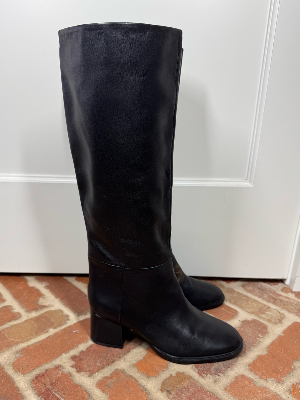 Nordstrom Helia Black Leather Tall Boot Size 7 fall autumn classic READ